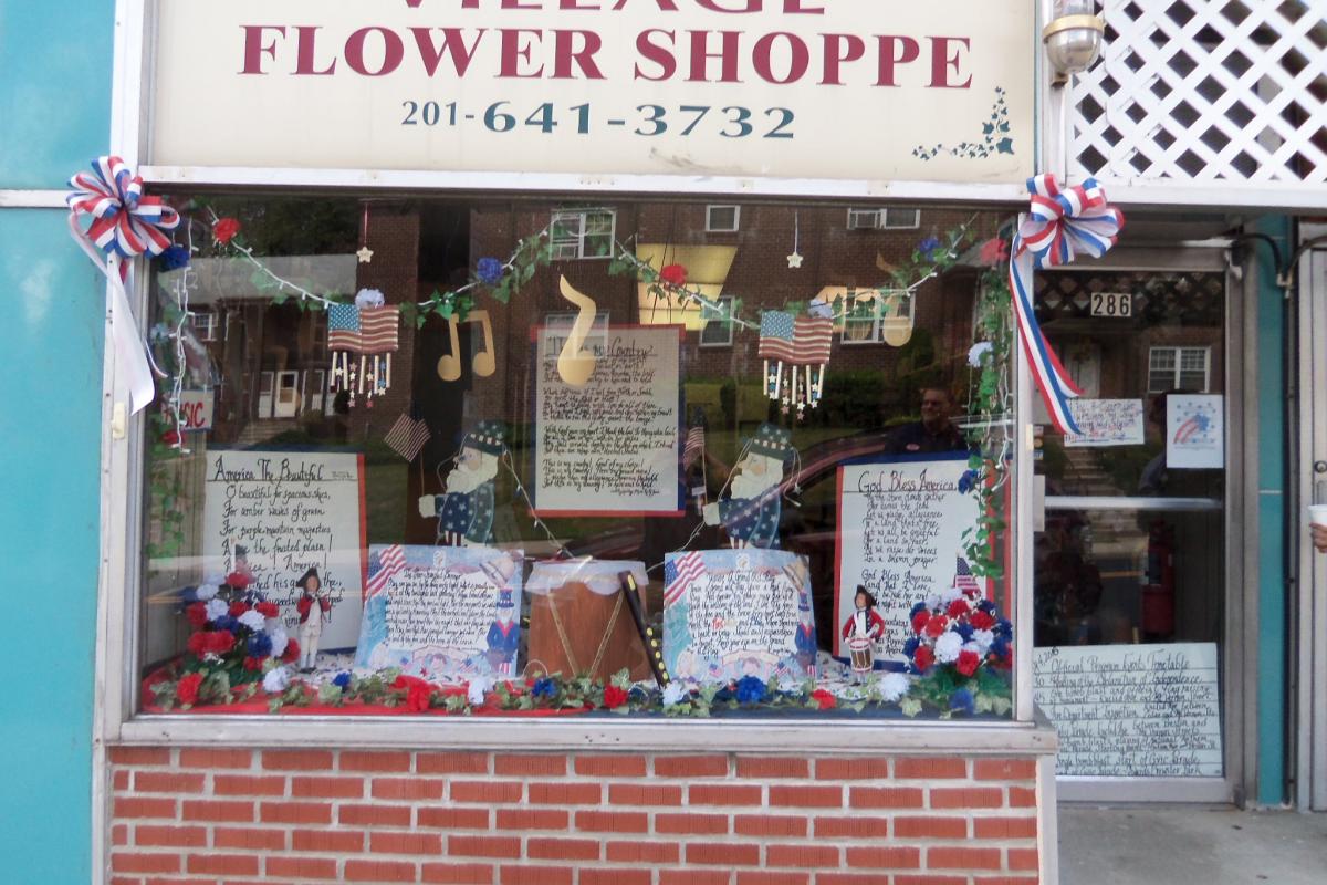 Decoration Contest Winner for Most Creative Business: Dayle's Flower Shoppe