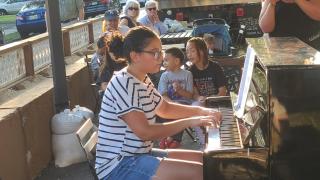Ali Alonso Performs at the August 2 Piano Night