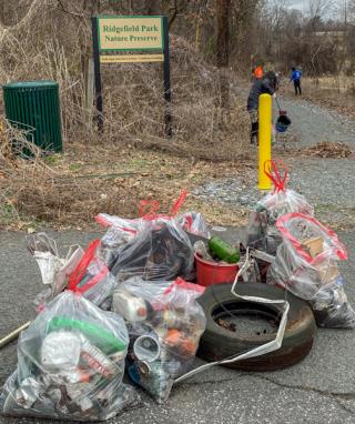 Image of Key Club Members doing Some Spring Cleaning in the Ridgefield Park Nature Preserve