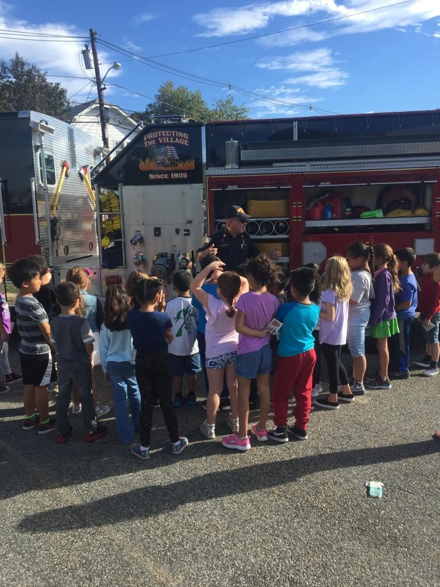Fire Chief and Children 2