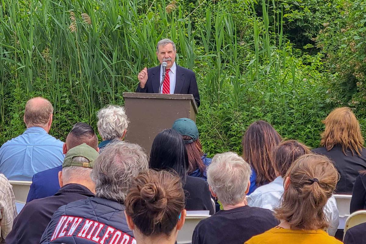 Mayor John Anlian addresses residents and guests at Nature Preserve Opening