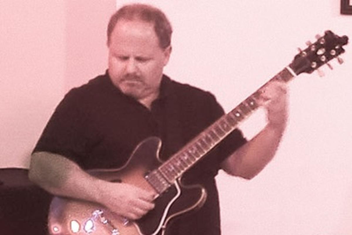 Rob Reich on Guitar