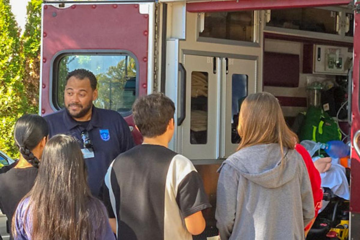 Students get a tour of the Hackensack Meridian Health Ambulance -  Image